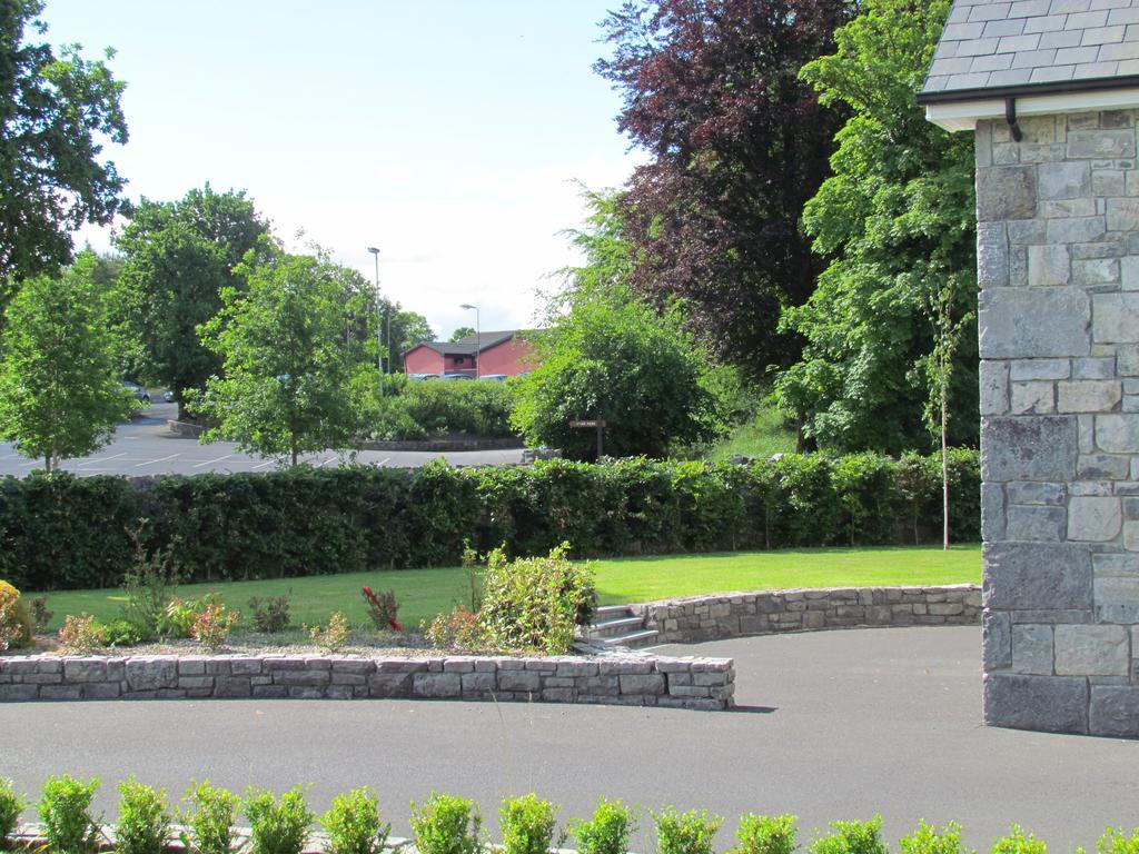 Gate Lodge B&B Portumna Esterno foto